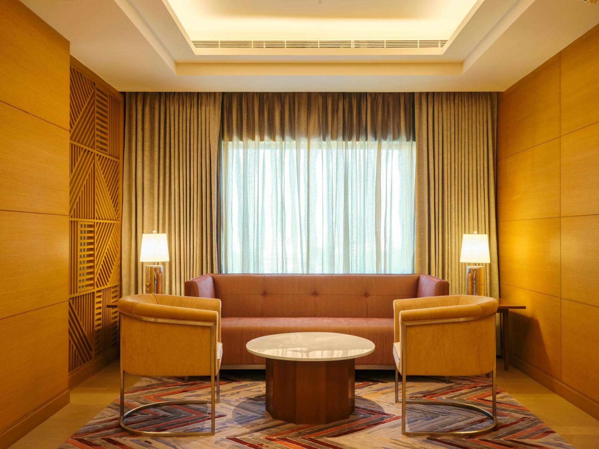 מלון The Leela Hyderabad Banjara Hills מראה חיצוני תמונה